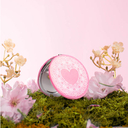 Le Rituel de la femme Innocente au Sakura